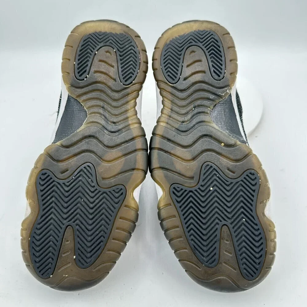 Nike Air Jordan 11 Heiress Youth Size 6Y Women 7.5 852625-030 Black White Shoes